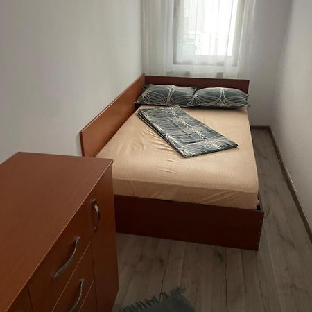 Propriete Ten - Close To University, Hospital And Downtown Iasi Exterior foto