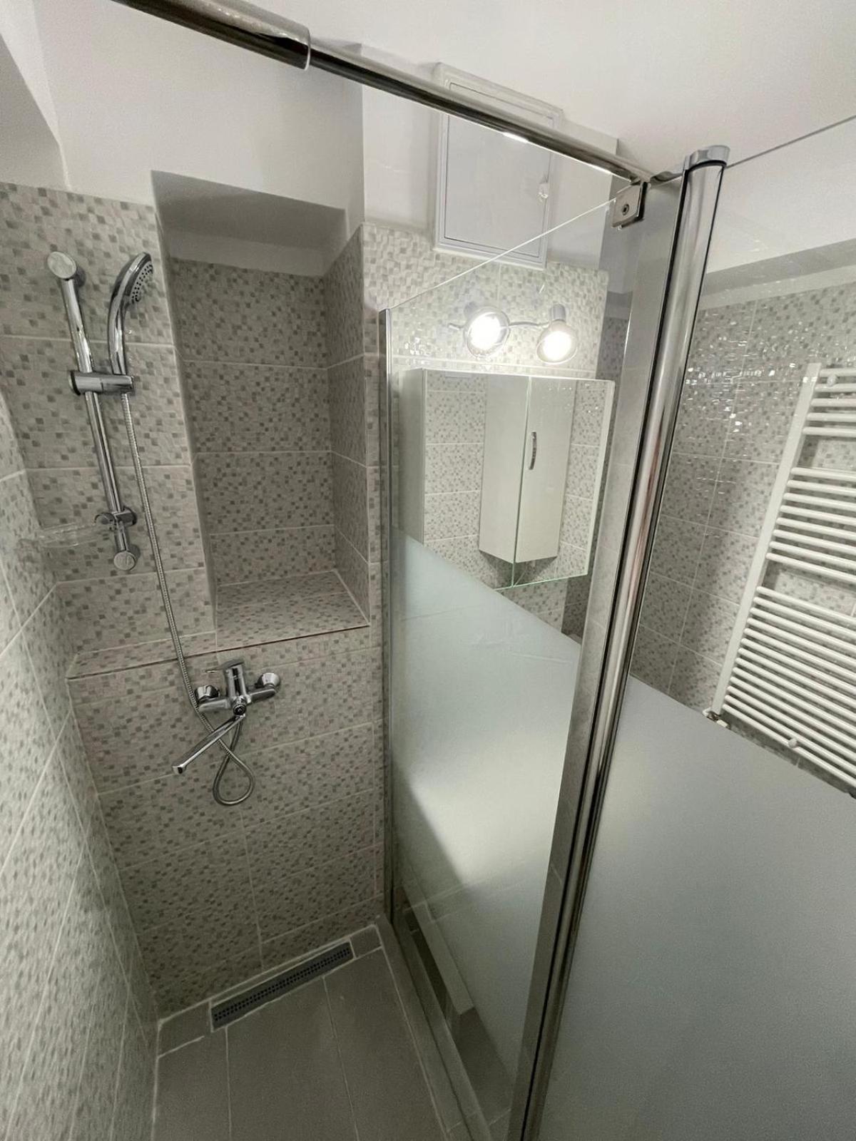 Propriete Ten - Close To University, Hospital And Downtown Iasi Exterior foto